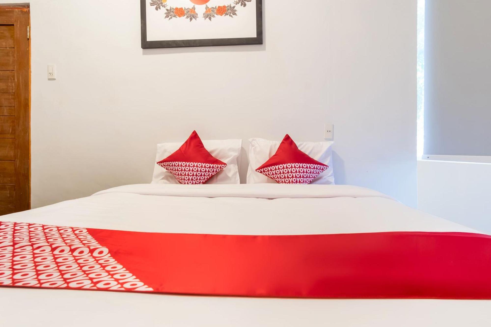 Hotel O Metropolitan Homestay Near Komplek Asia Megamas Медан Екстер'єр фото